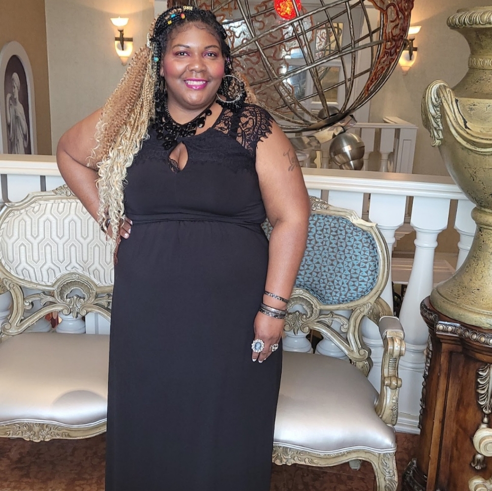 Elegant Black Lace Maxi Dress